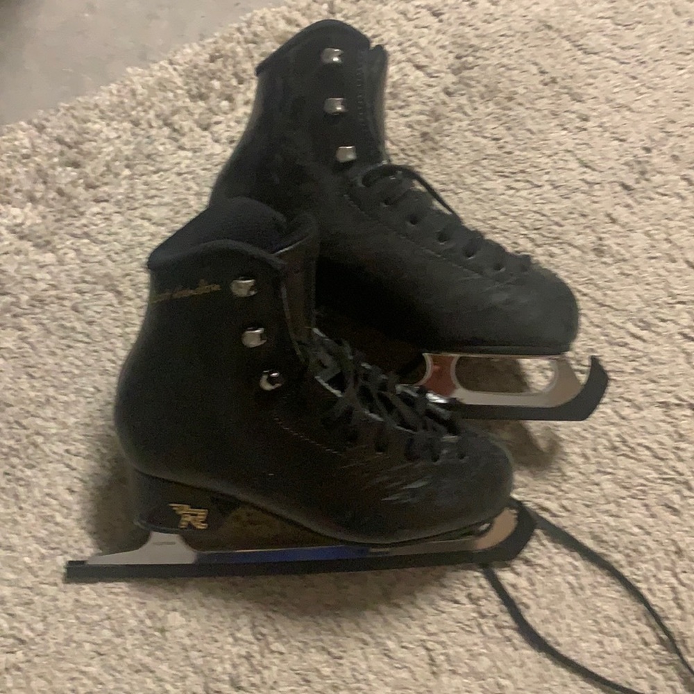 Used Risport Scott Hamilton Ice skates, size 225